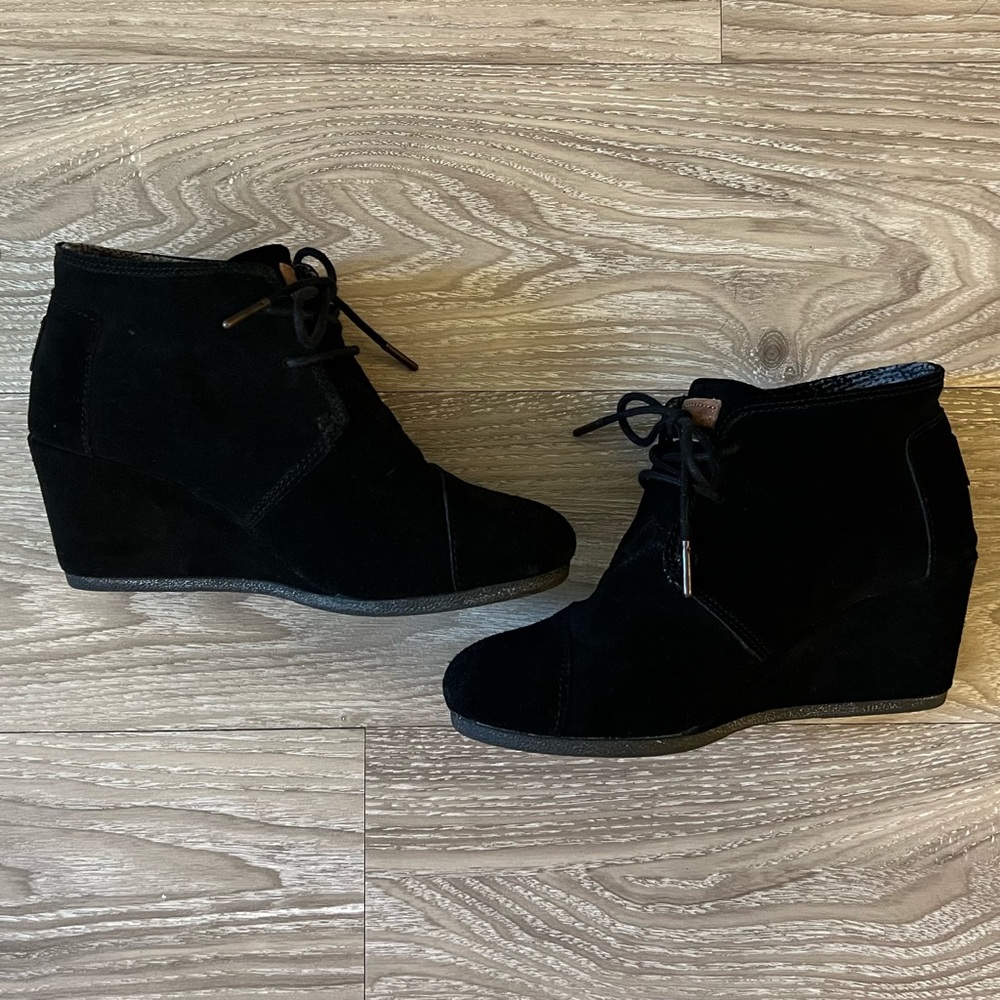 Toms | Wedge Booties